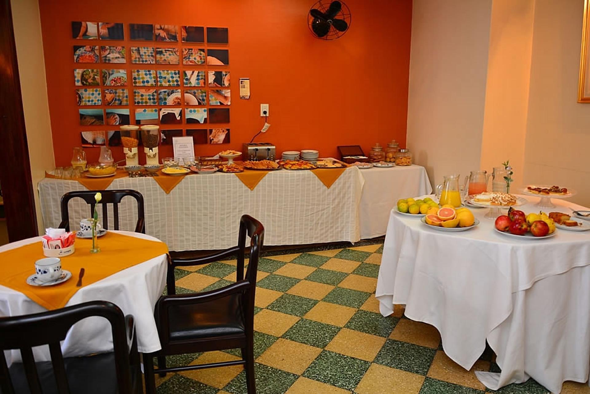 Hotel Colonial Salta Buitenkant foto